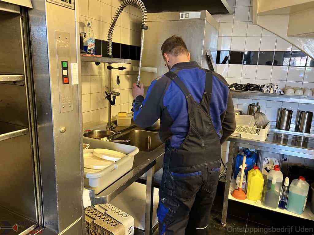 Ontstoppen Gootsteen Uden Ontstoppen Gootsteen Uden