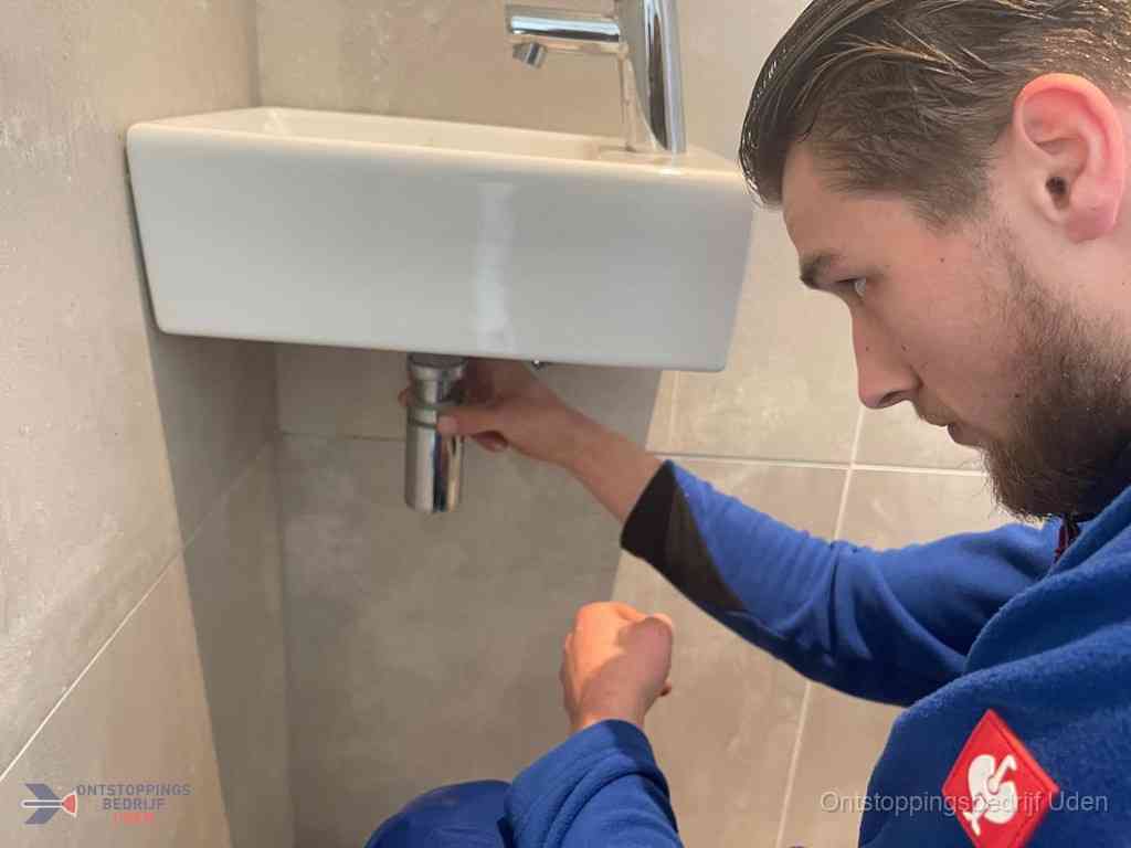 Wastafel Ontstoppen Uden Wastafel Ontstoppen Uden